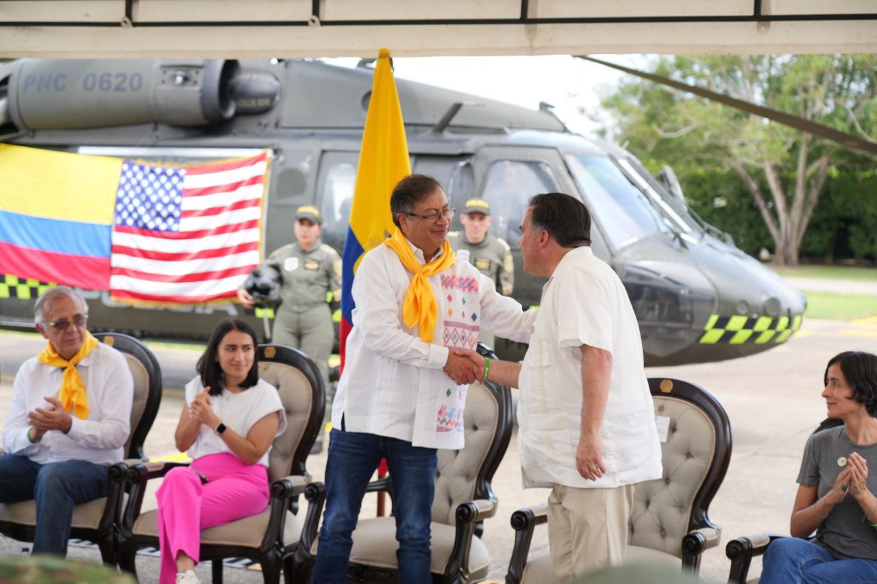 Estados Unidos donó siete helicópteros a la Policía Nacional