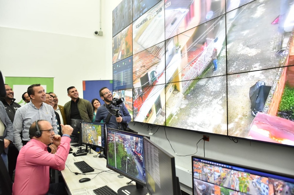 Itagüí fortalece su sistema de seguridad con 51 nuevas cámaras de videovigilancia