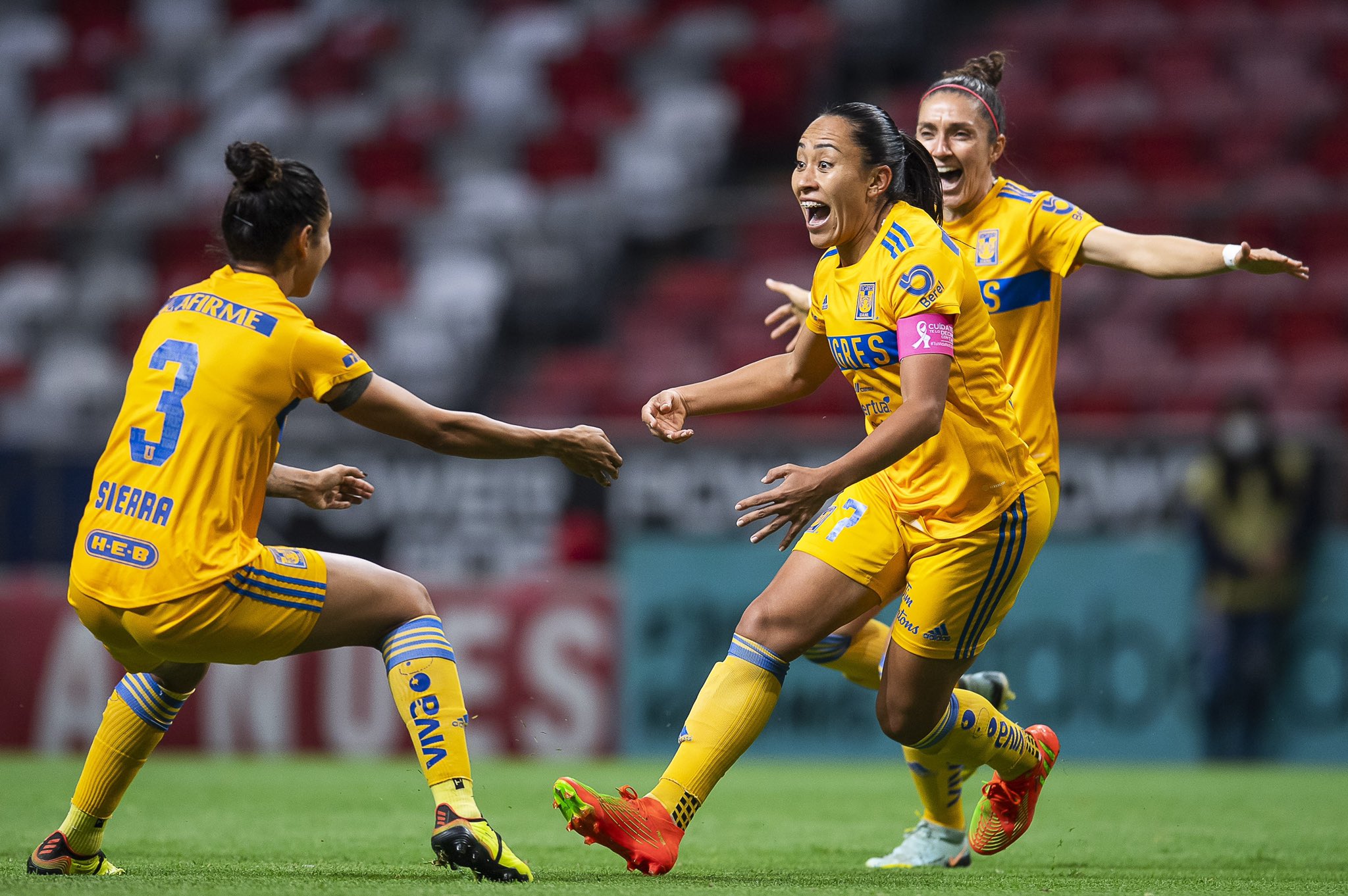 Natalia Gaitán campeona en el fútbol mexicano 2022