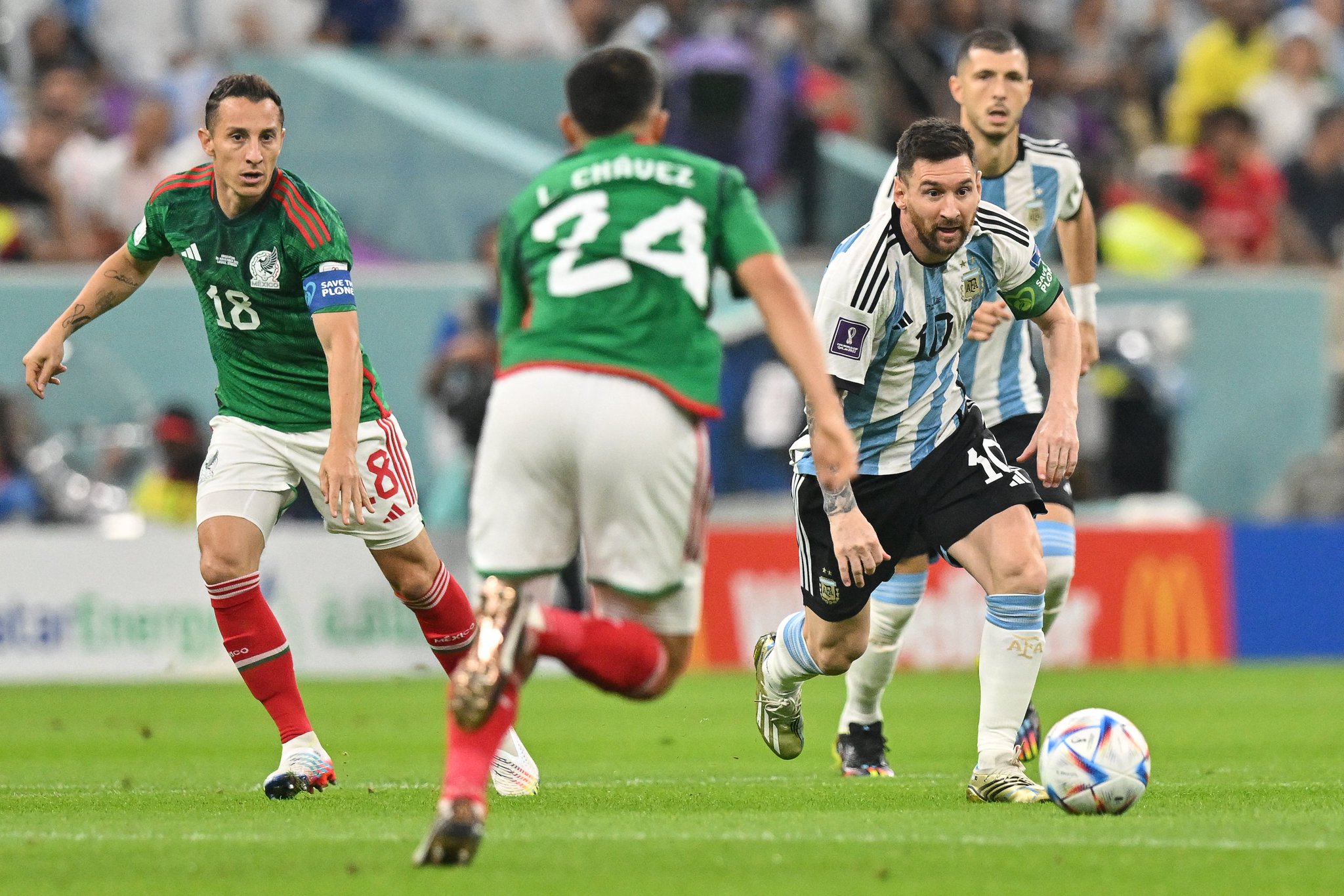 Lamentable hecho de intolerancia en el partido entre Argentina y México