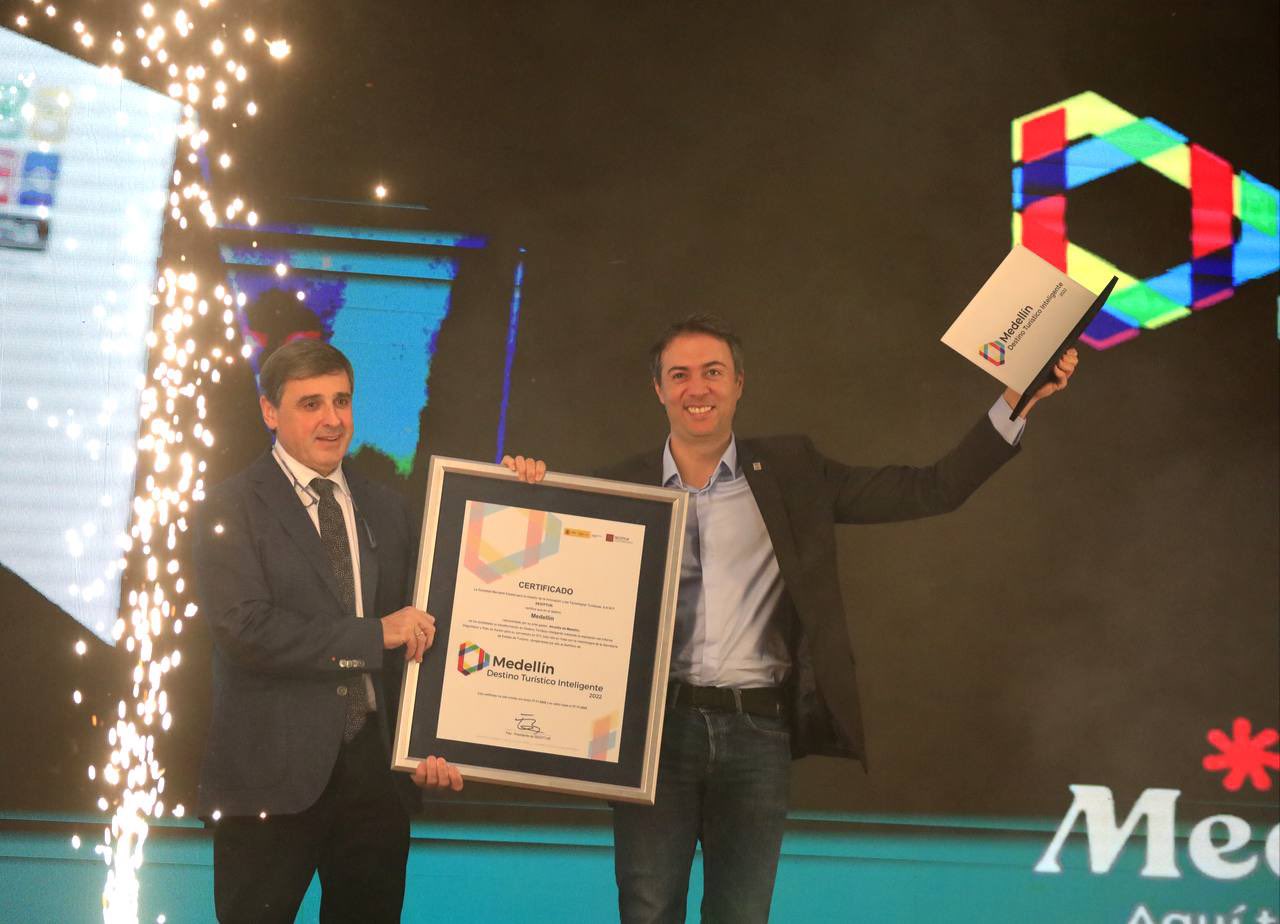 Medellín segunda ciudad latinoamericana certificada como Destino Turístico Inteligente