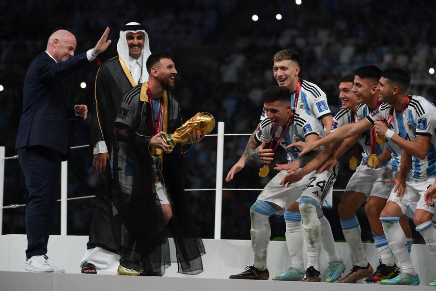 Messi celebra el triunfo con Argentina