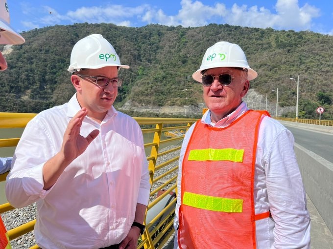 Superintendente de Servicio Públicos visitó la Central Hidroeléctrica Ituango