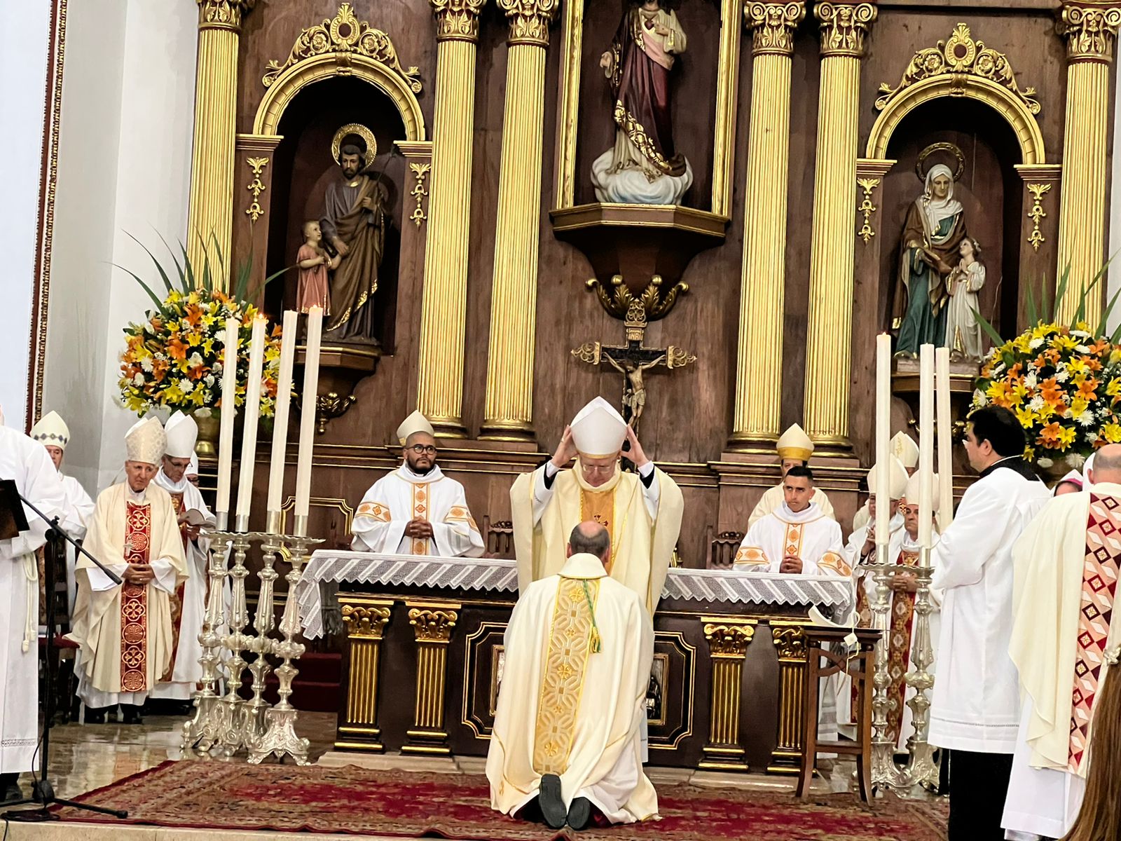 El obispo más joven de Colombia es antioqueño
