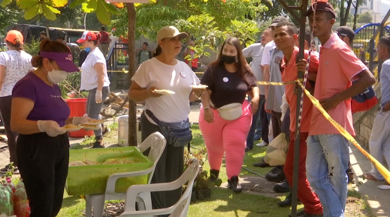 En la Minorista se entregaron 400 almuerzos a personas en situación de calle