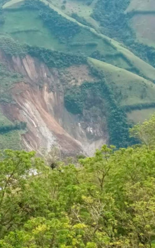 Alerta amarilla en más de 10 municipios por taponamiento del rio Poso