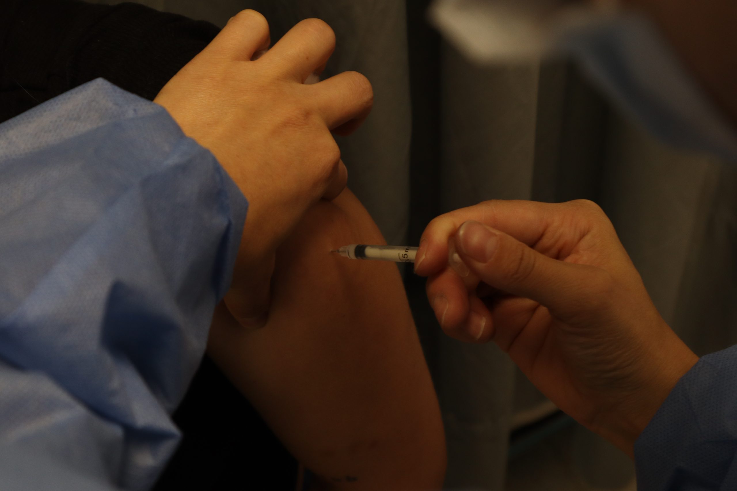 Tras aumento de casos de sarampión en Ecuador, autoridades de salud invitan a vacunarse