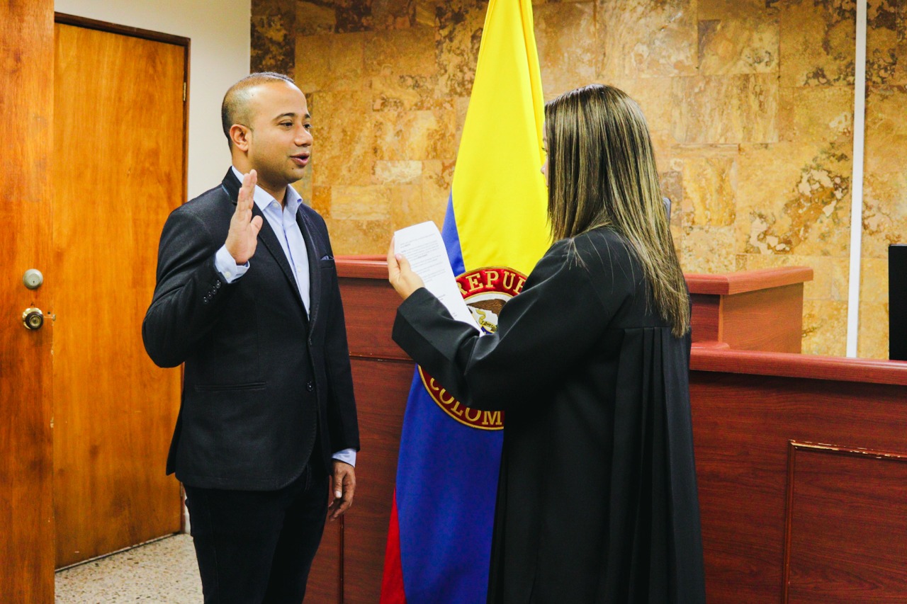 Juan Pablo Ramírez se posesiona como alcalde (e) de Medellín