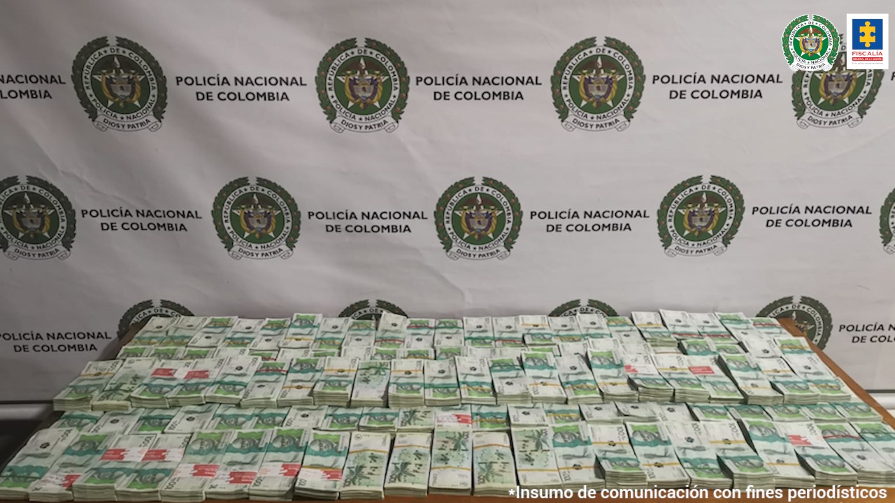 En parqueadero de Robledo capturaron a un hombre con $1.100 millones en efectivo