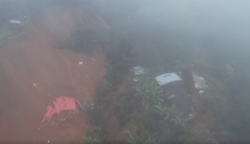 (Video) Deslizamiento en Rosas, Cauca, bloquea vía al sur de Colombia y obliga a evacuar 300 familias