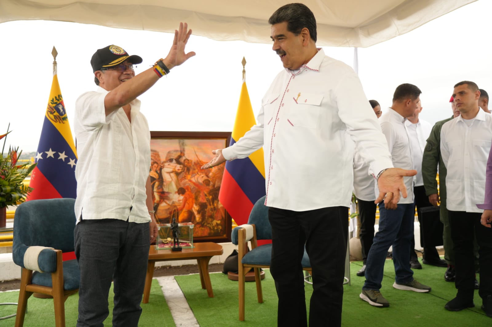 Maduro volvió a una frontera tras 12 años para reactivar acuerdo comercial con Colombia