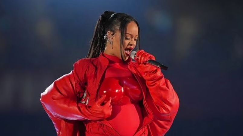 Rihanna tendrá su segundo hijo, así lo dio a conocer en el Super Bowl