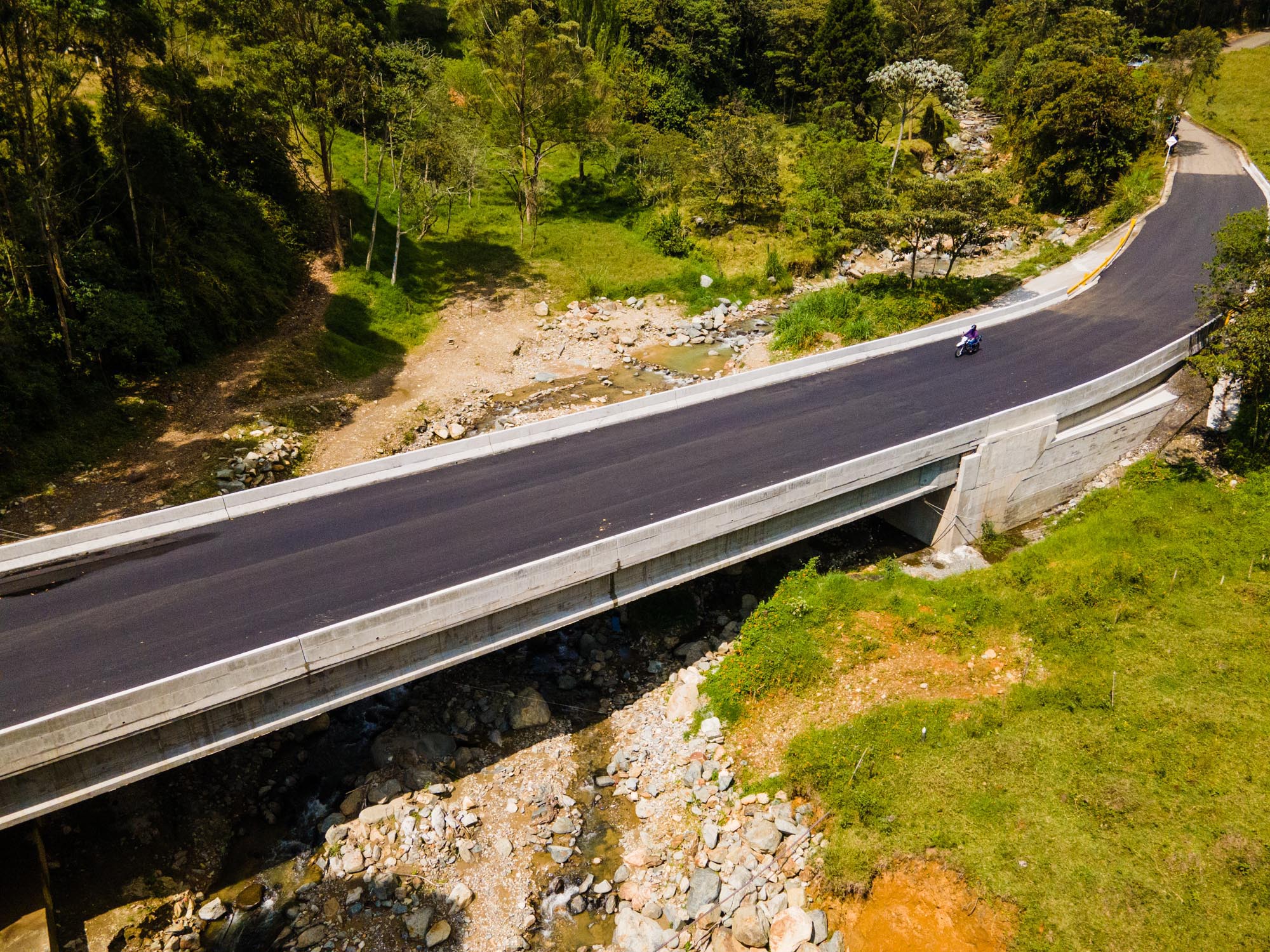 Ya está listo el puente Naranjal – Boquerón en San Cristóbal