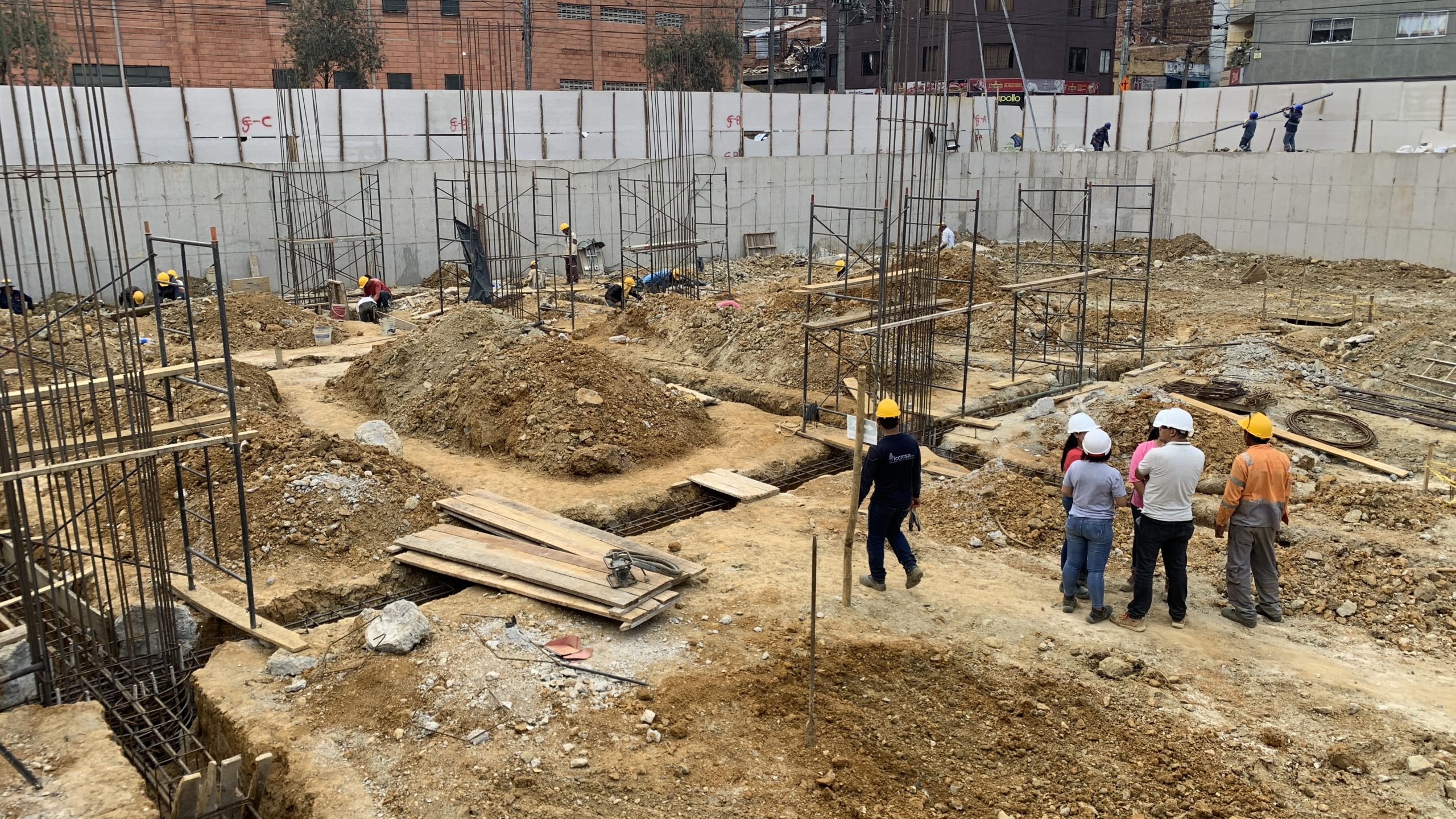 Avanzan obras en la Plaza de Mercado de Bello