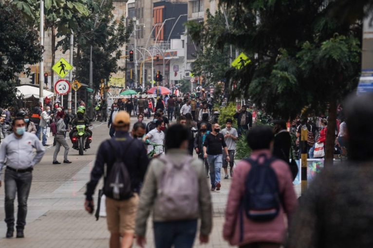 Medellín continúa disminuyendo su tasa de desempleo