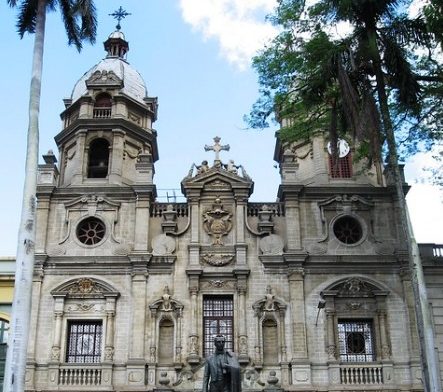 Historia y patrimonio en la Iglesia de San Ignacio de Medellín