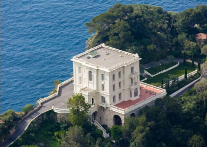 casa de la mascota millonaria de Karl Lagerfeld 