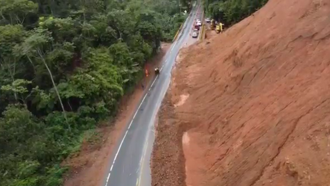 Vía en el sector de Puentes Caídos, San Luis, tendrá paso a un carril las 24 horas