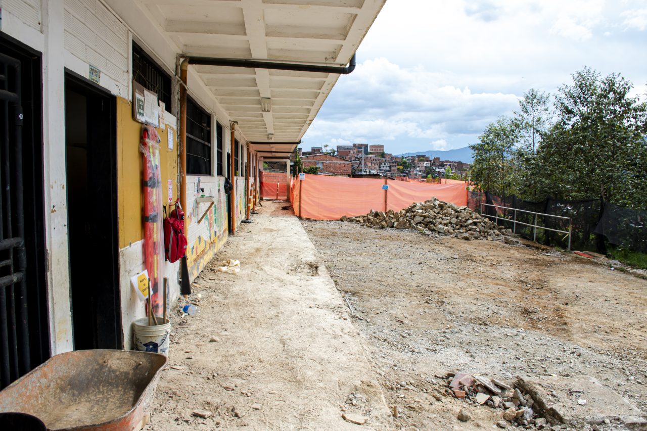 Inició intervención en colegios del nororiente de Medellín