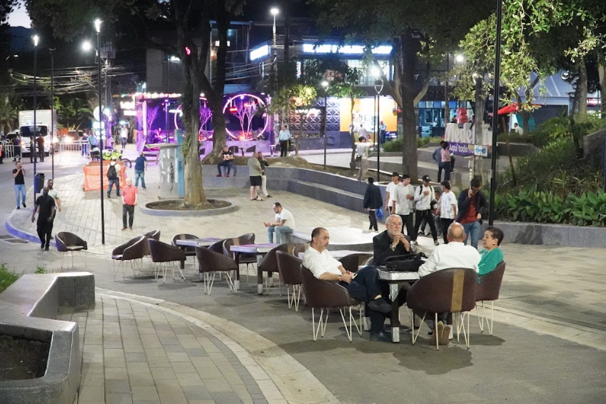 El color y la creatividad abrazarán al Parque Lleras 