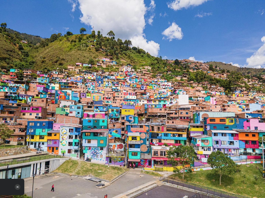 Conozca 'Constelaciones', el mural más grande de Medellín