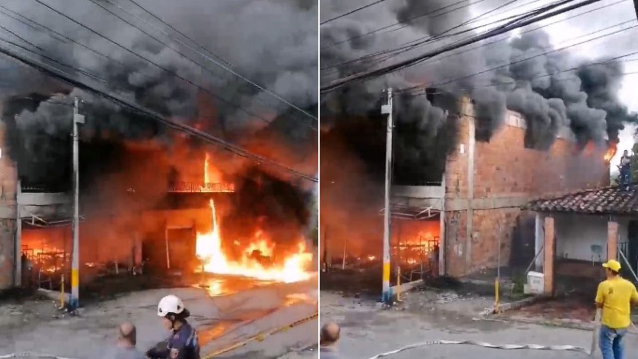 [Video] Voraz incendio consumió concesionario de motos en Santa Fe de Antioquia