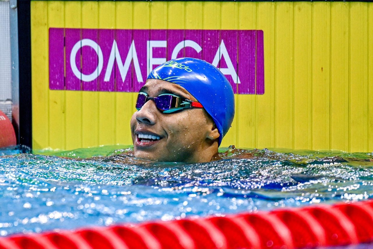 ¡Histórico! Colombiano rompe récord mundial en natación, estilo mariposa