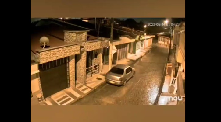 [Video] ¡Qué impresión! Cámara grabó momento exacto del temblor esta madrugada en Colombia