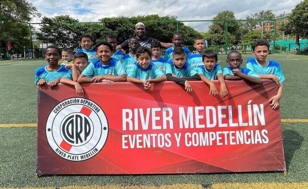 Copa de Verano de River Plate Medellín reúne a 900 niños