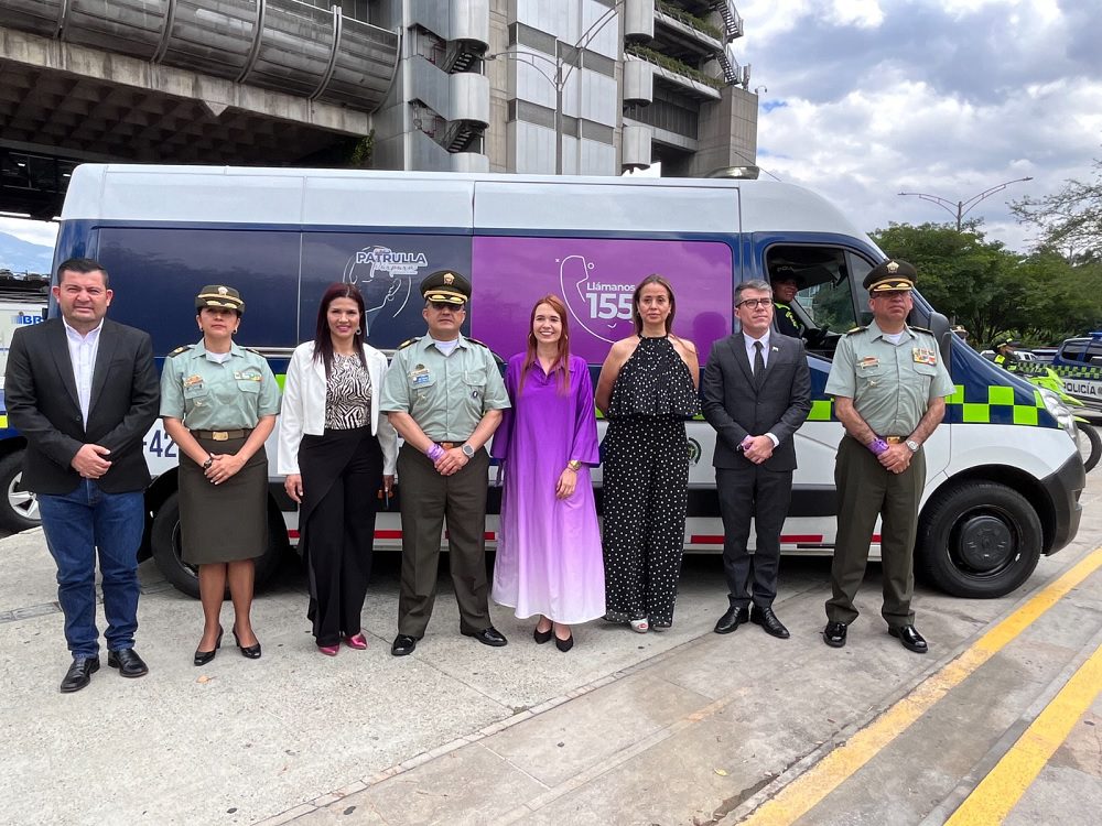 Medellín ya cuenta con la Patrulla Púrpura