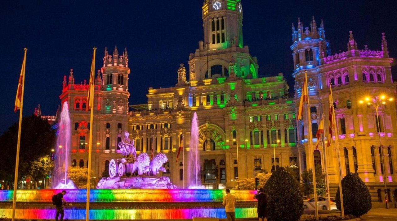 Plaza de Cibeles LGBT 