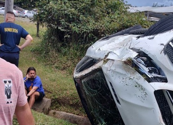 [Video] Da Costa, delantero de Nacional, se accidentó cerca al aeropuerto de Rionegro