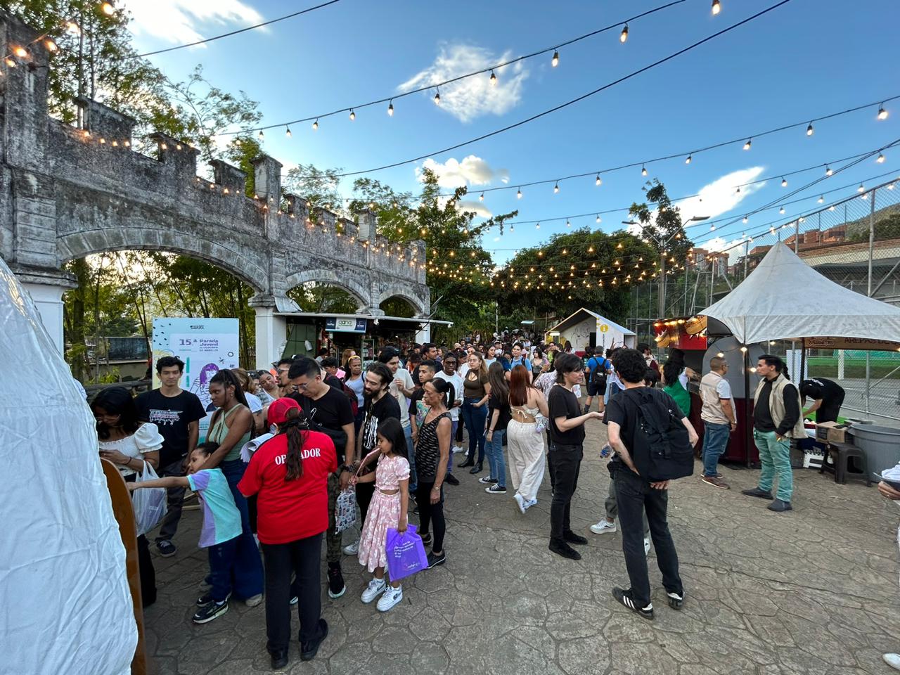 Más de 60.000 personas disfrutaron de la Parada Juvenil de la Lectura en Medellín