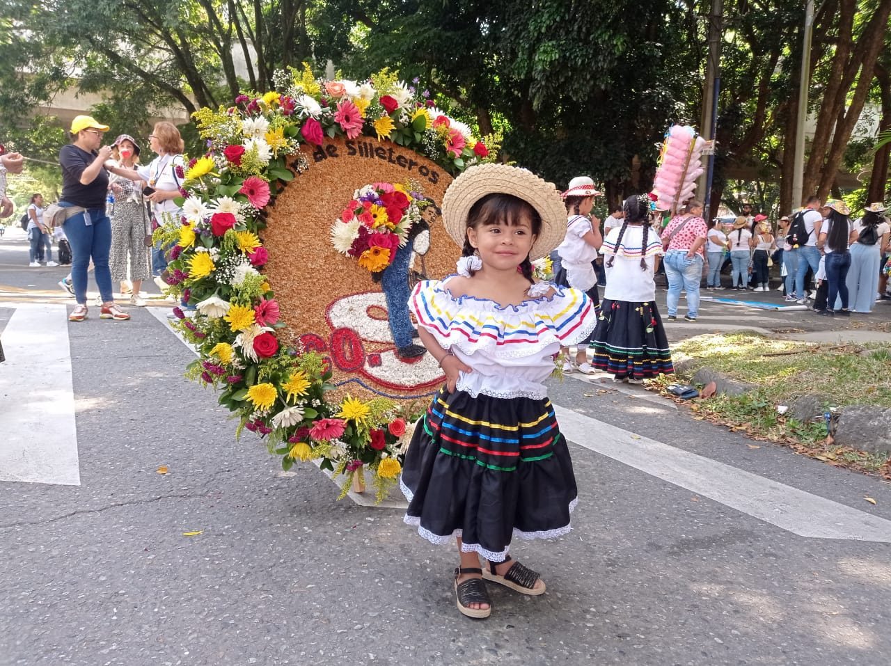 [Fotos] Así se vive la versión 34 del Desfile de Silleteritos