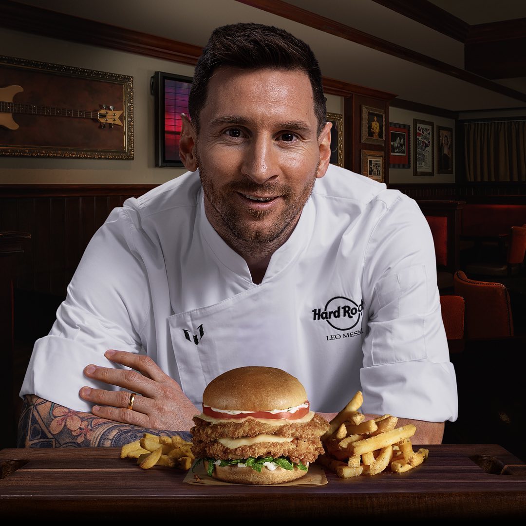 ¡Un 10 en la cocina! Lionel Messi presenta su propia hamburguesa