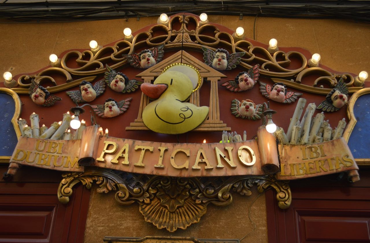 El Paticano, la Iglesia del Patolicismo