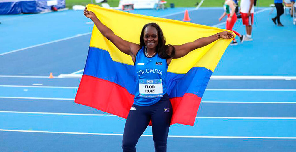 Flor Denis Ruiz, medallista mundial y cupo a los Olímpicos de París 2024