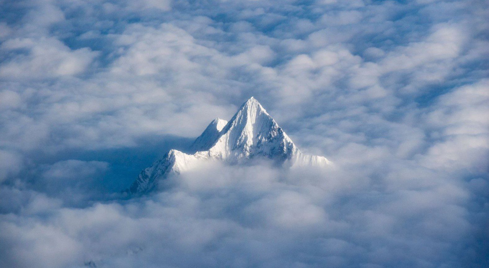 Encuentran cápsula del tiempo en el Himalaya