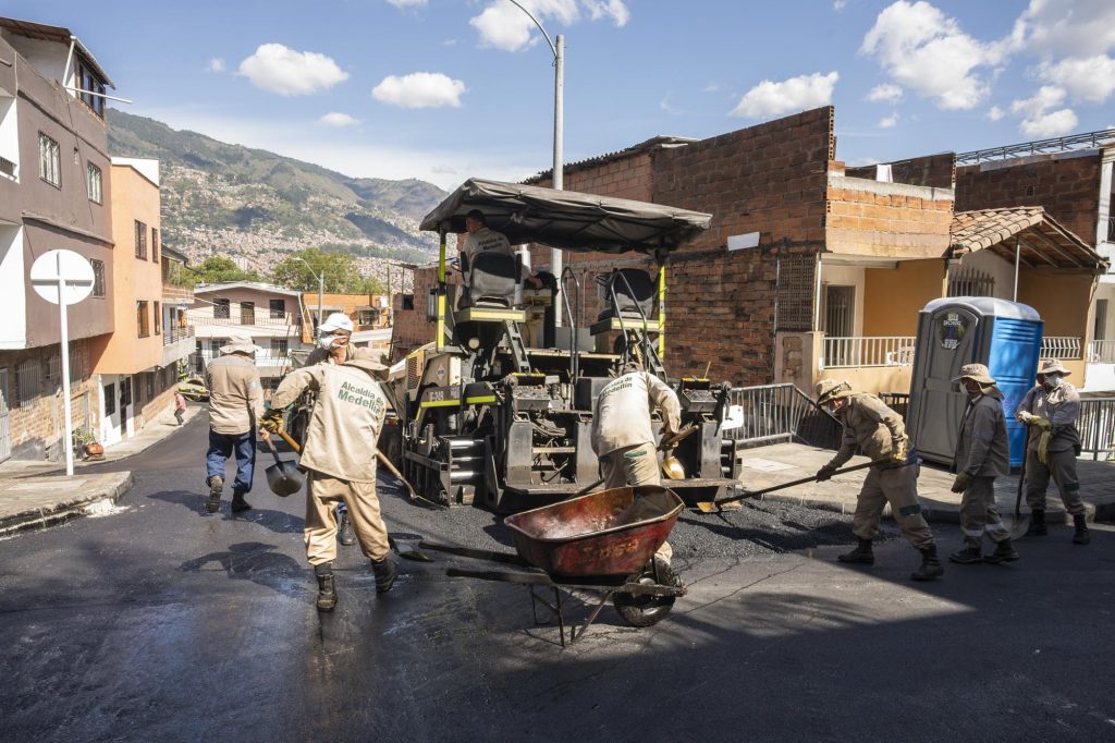 Huecos en comuna 5 y 16