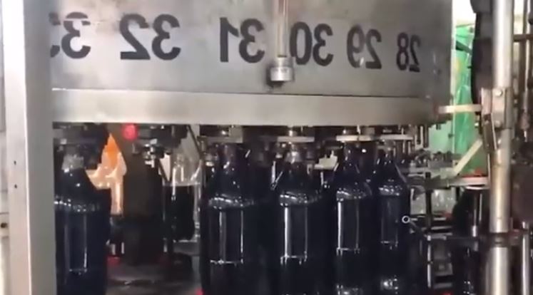 [Video] ¡Atención! Desmantelan fábrica falsa de Coca – Cola en importante país