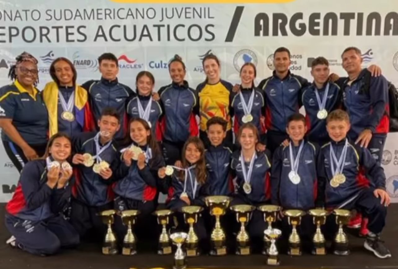 Clavadistas paisas obtuvieron 10 medallas en el Sudamericano Juvenil en Argentina