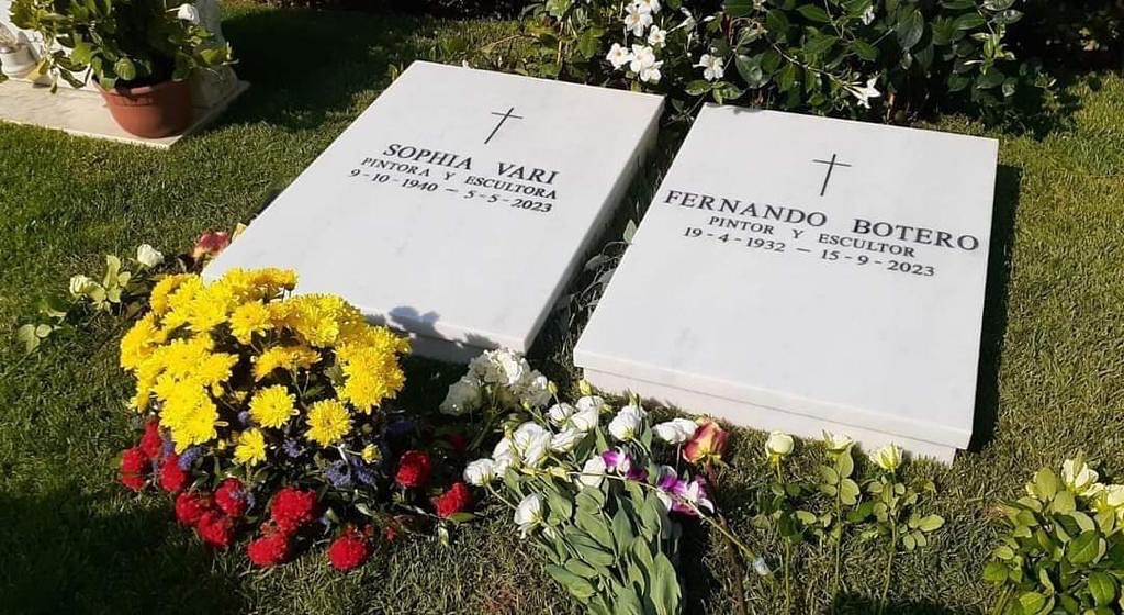 Fernando Botero descansa al lado de su amada Sophia Vari, en Italia