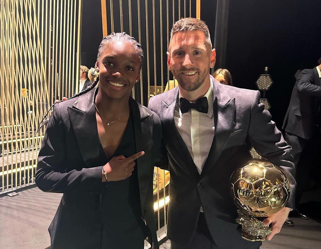 ¡Para enmarcarla! Linda Caicedo se tomó foto con Messi en la gala del Balón de Oro