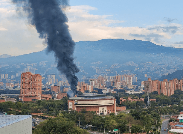 [Video] Incendio de gran magnitud se registra en el sector de Naranjal