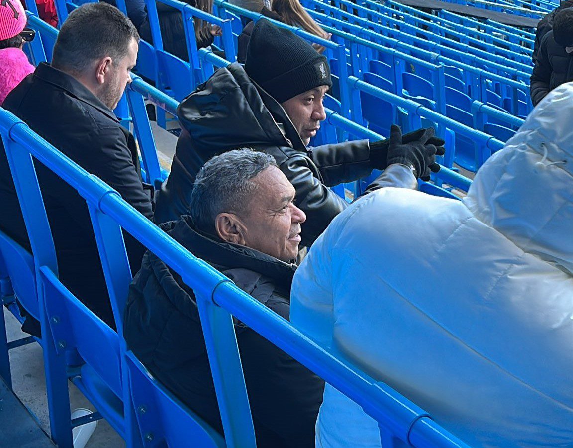 ¿Se fue a vivir a Inglaterra? Mane Díaz estuvo en el Etihad Stadium