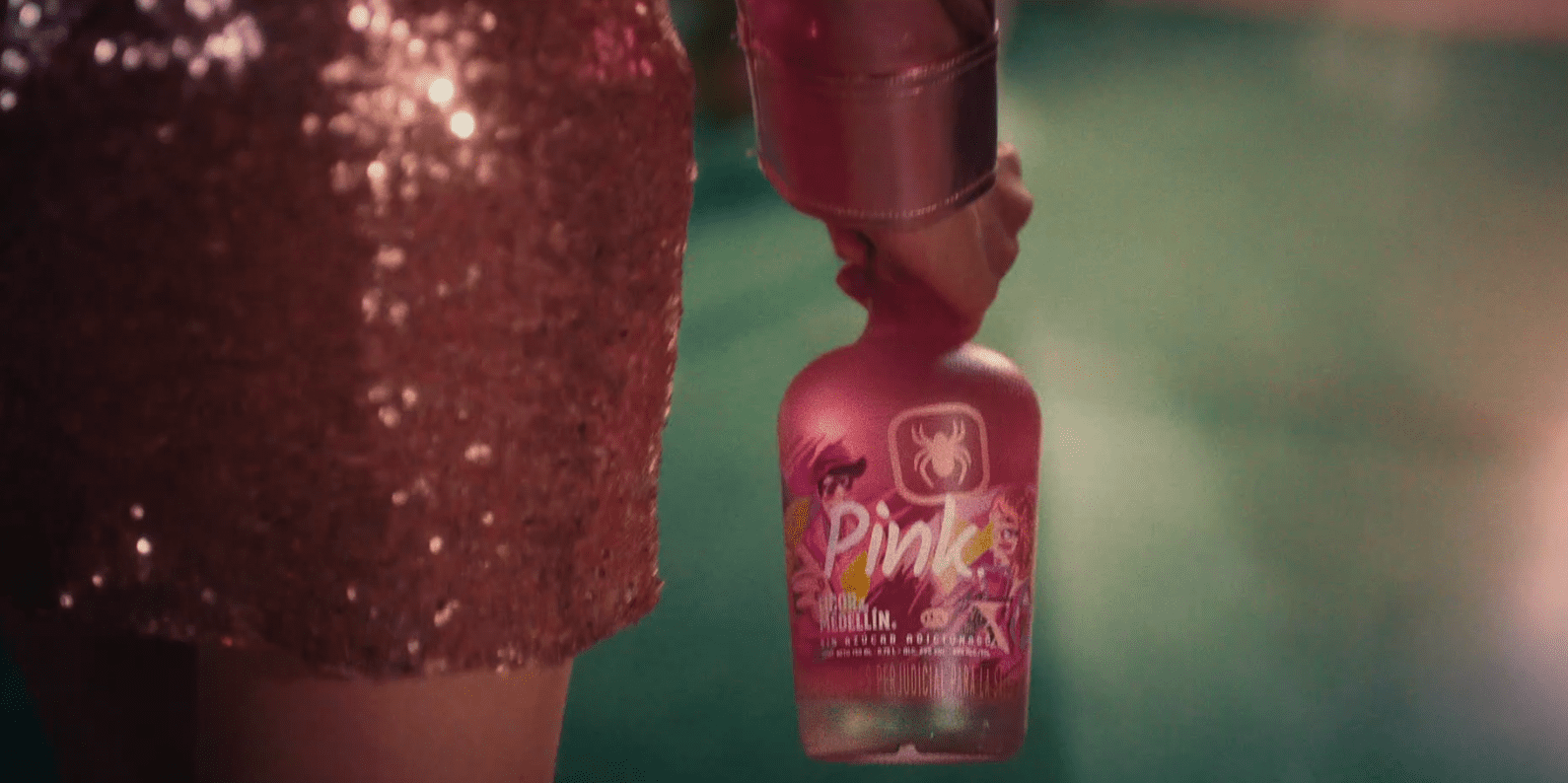 Lanzamiento de licor 'Pink' en el concierto de Karol G