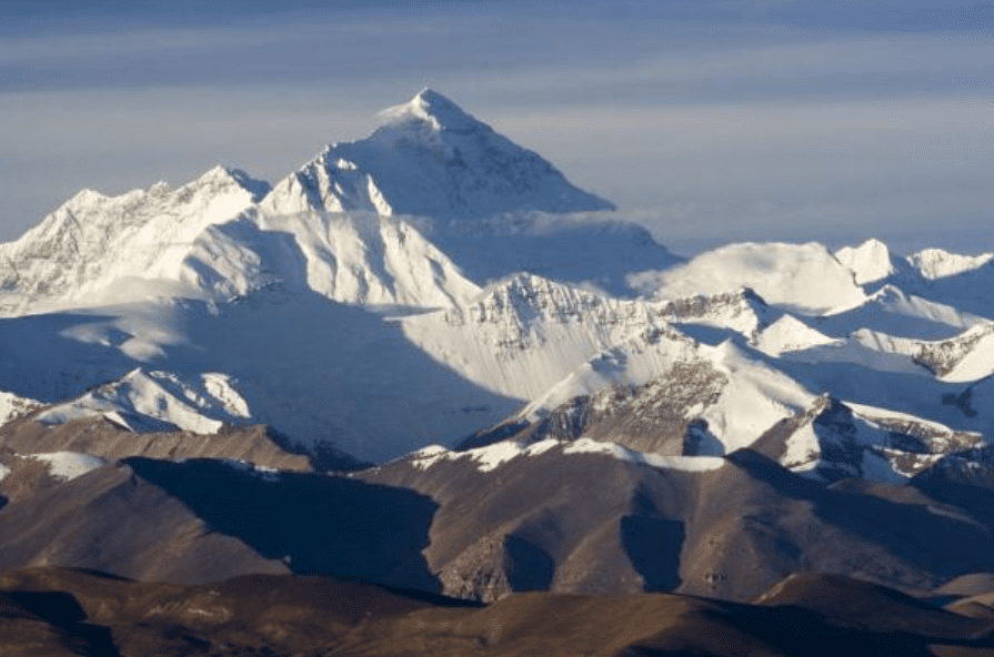 Según una teoría, la montaña más alta del mundo estaría en Sudamérica, no sería el Everest