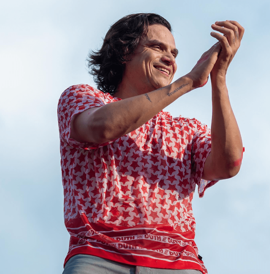 Silvestre Dangond celebra sus 20 años de carrera artística con su álbum