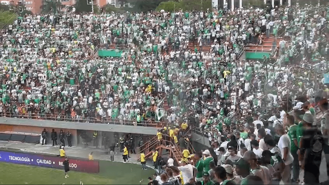 [Videos] ¡Atención! Disturbios en el Polideportivo Sur de Envigado tras la contundente victoria del DIM 5-0