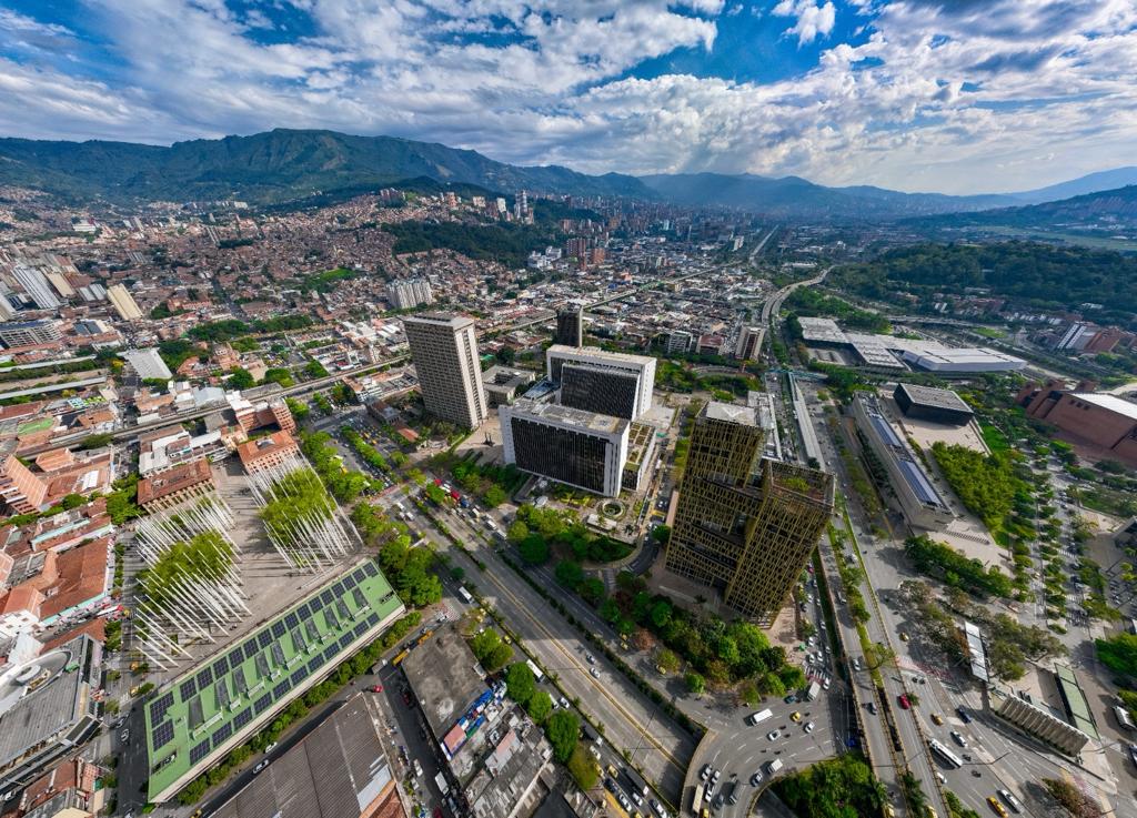 Pico y placa: miércoles, 13 de diciembre de 2023, en Medellín y el Valle de Aburrá